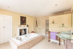 Photo 9- click for photo gallery